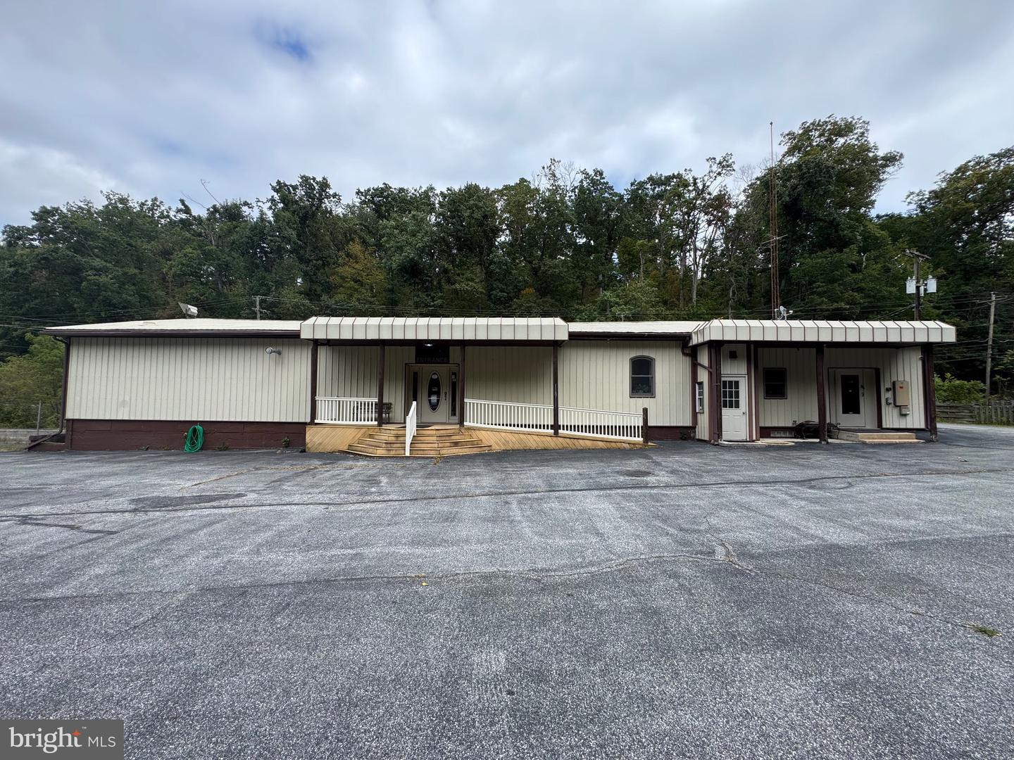 11800 N Main Extension St Property Photo 1