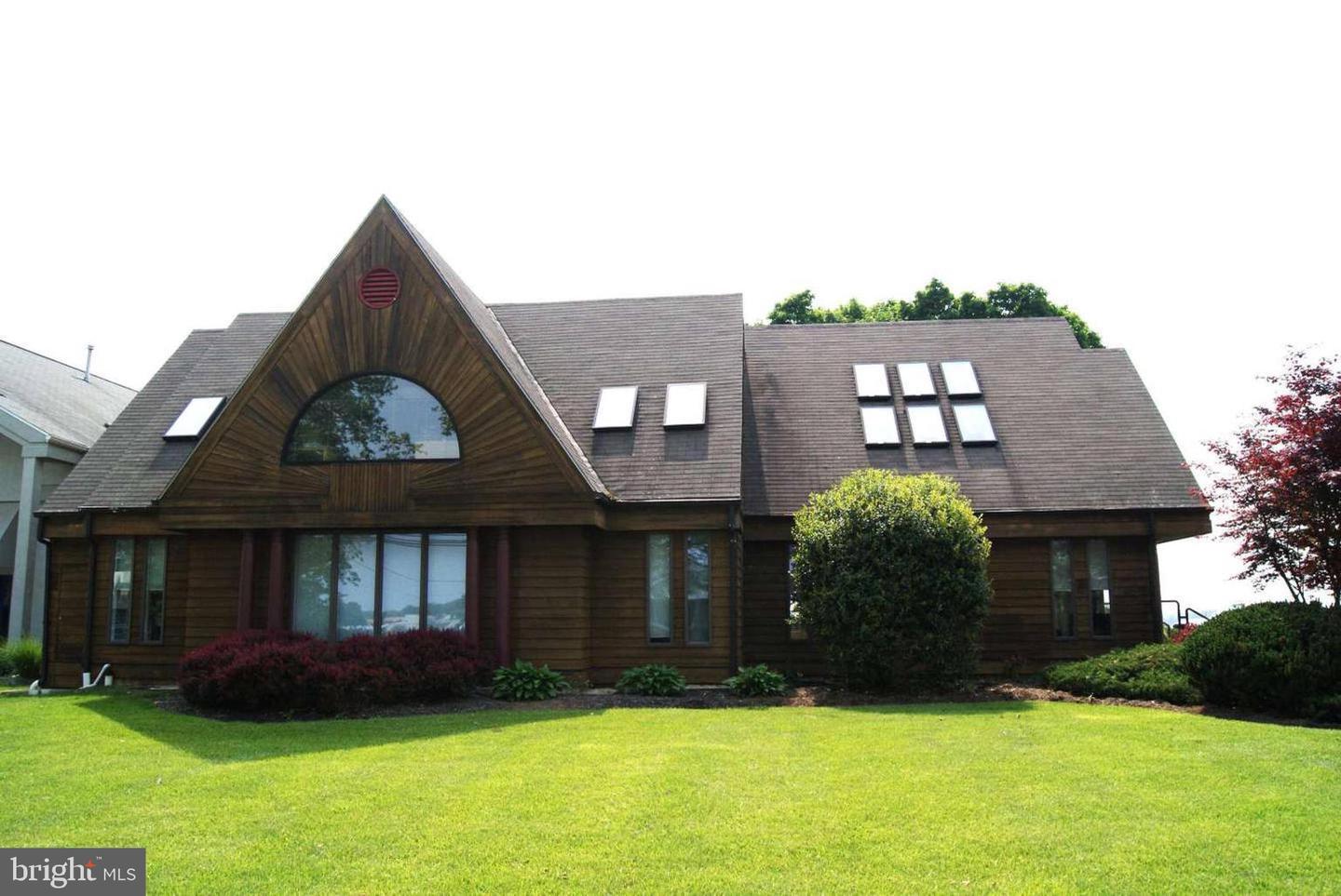 6864 S SUSQUEHANNA TRL Property Photo 1