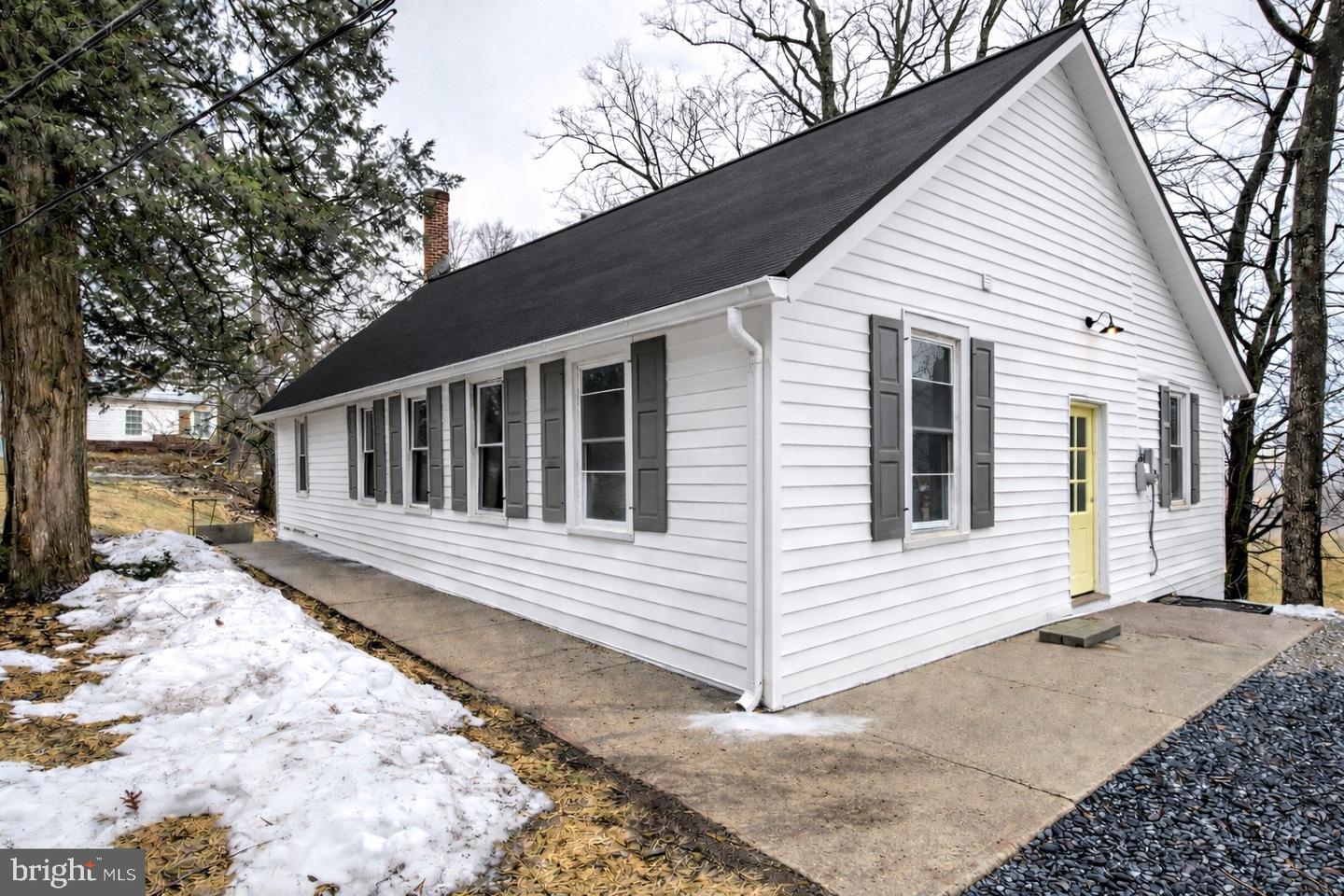 206 Moulstown Rd Property Photo 2