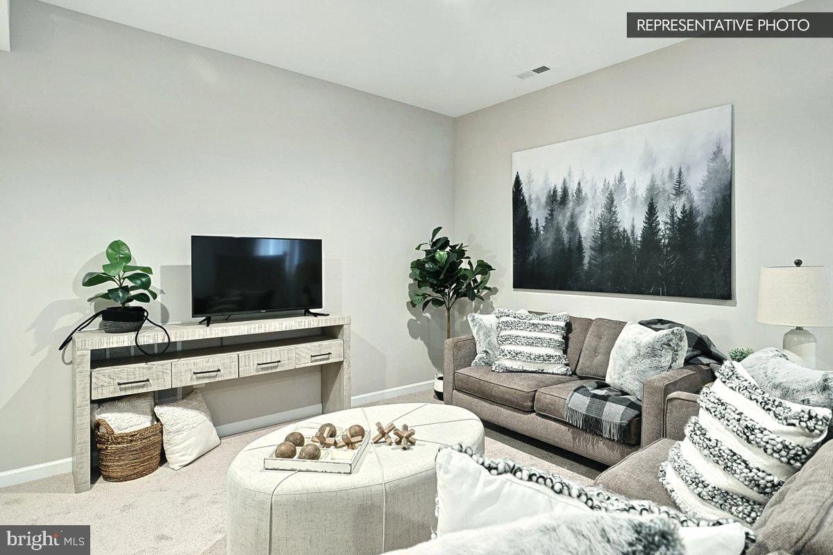 Abbey Plan At Logan Meadows Property Photo 28