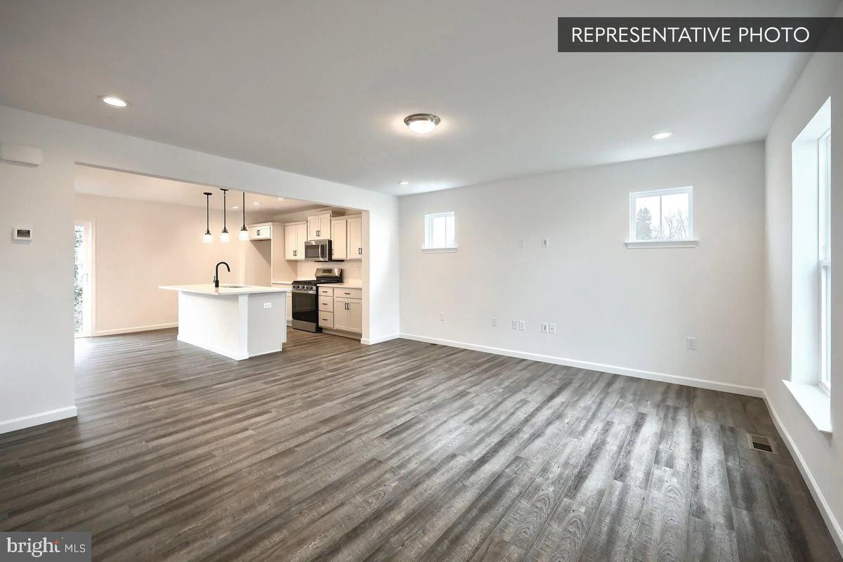 Pin Oak 5br Plan At Hills At Valley View Property Photo 4