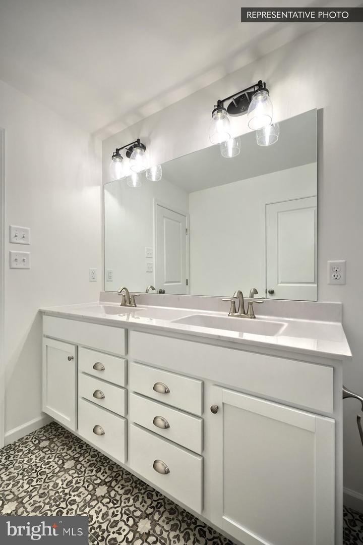 Sassafras Plan At Hills At Valley View Property Photo 23