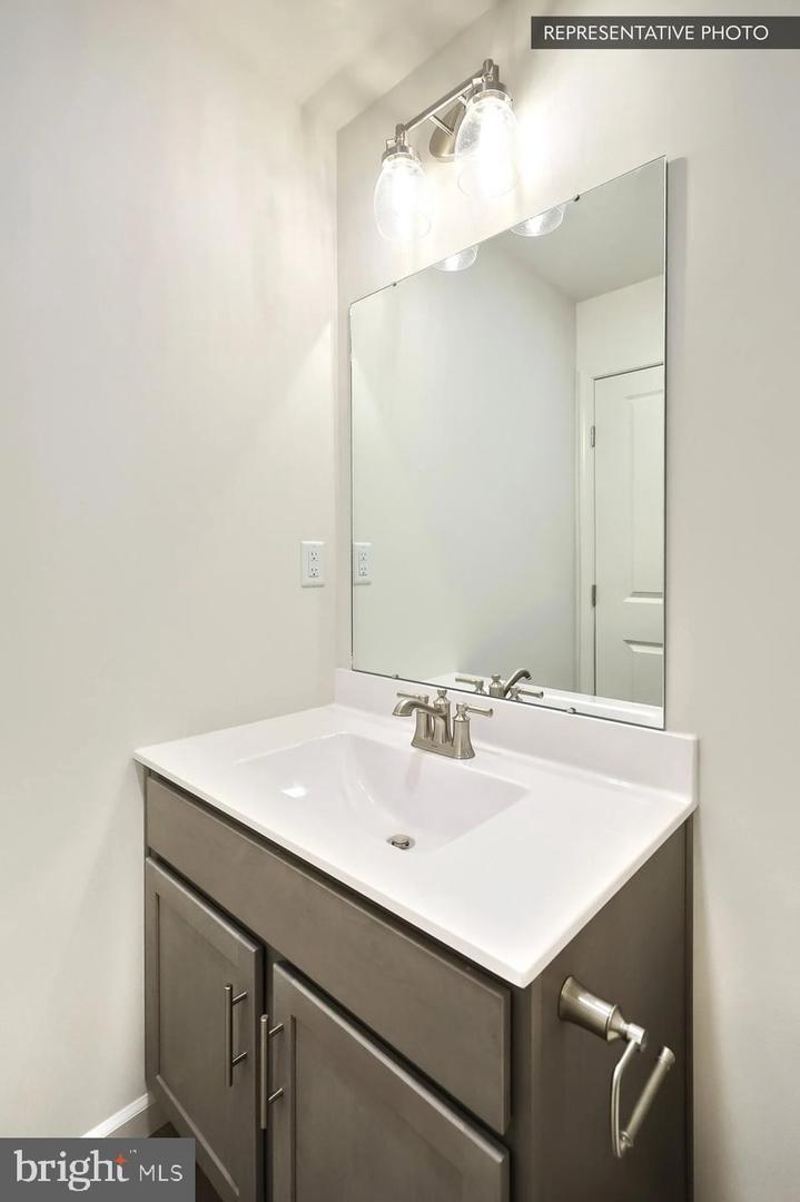 Sugar Maple Plan At Hills At Valley View Property Photo 33