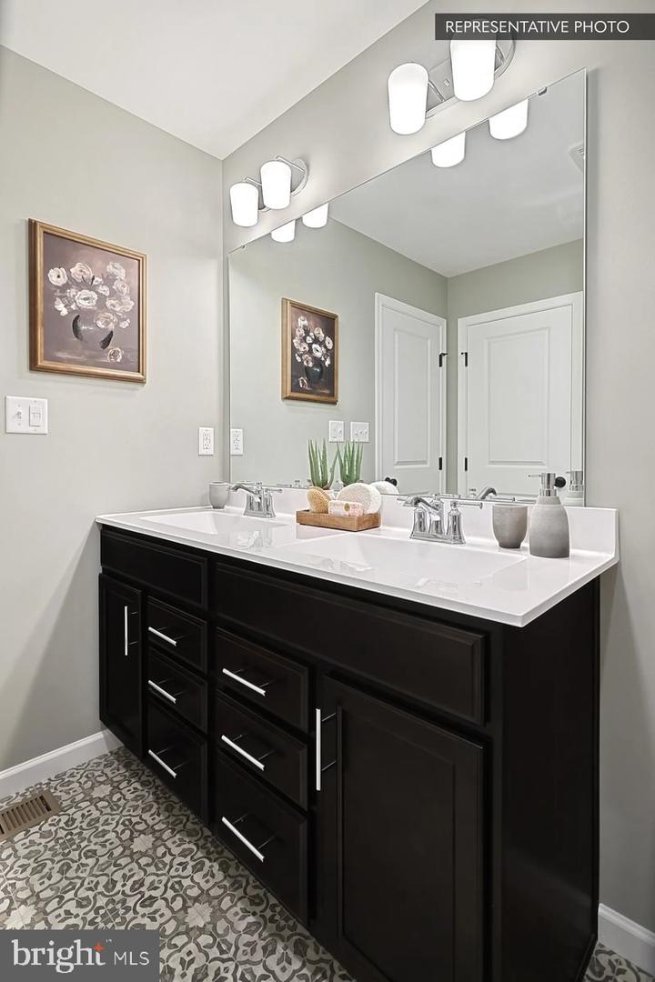 Sweet Birch Plan At Hills At Valley View Property Photo 27