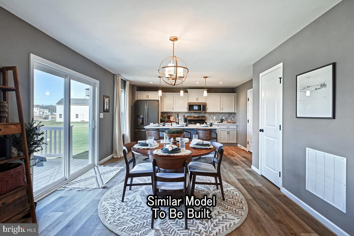 White Oak Plan At Hills At Valley View Property Photo 11