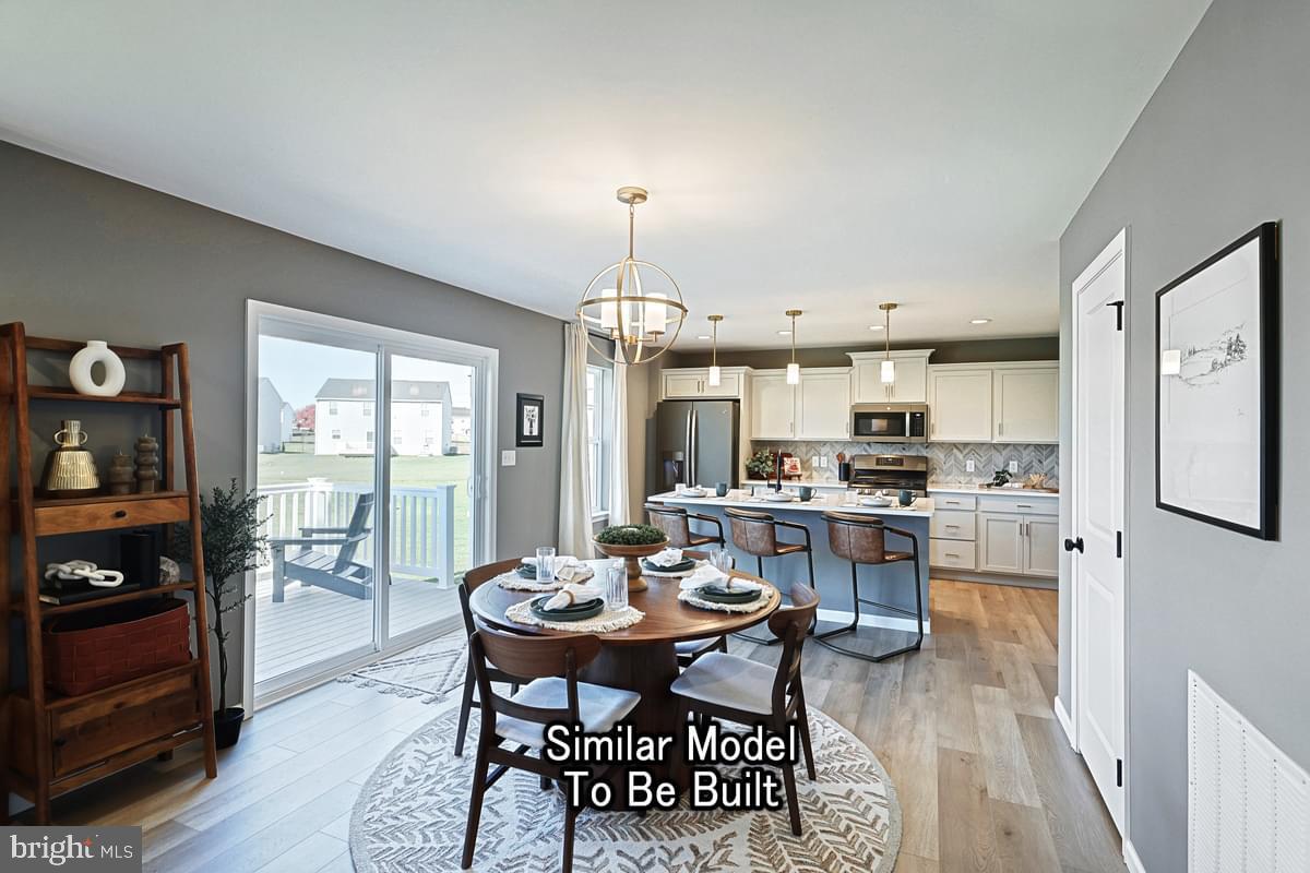 White Oak Plan At Hills At Valley View Property Photo 14