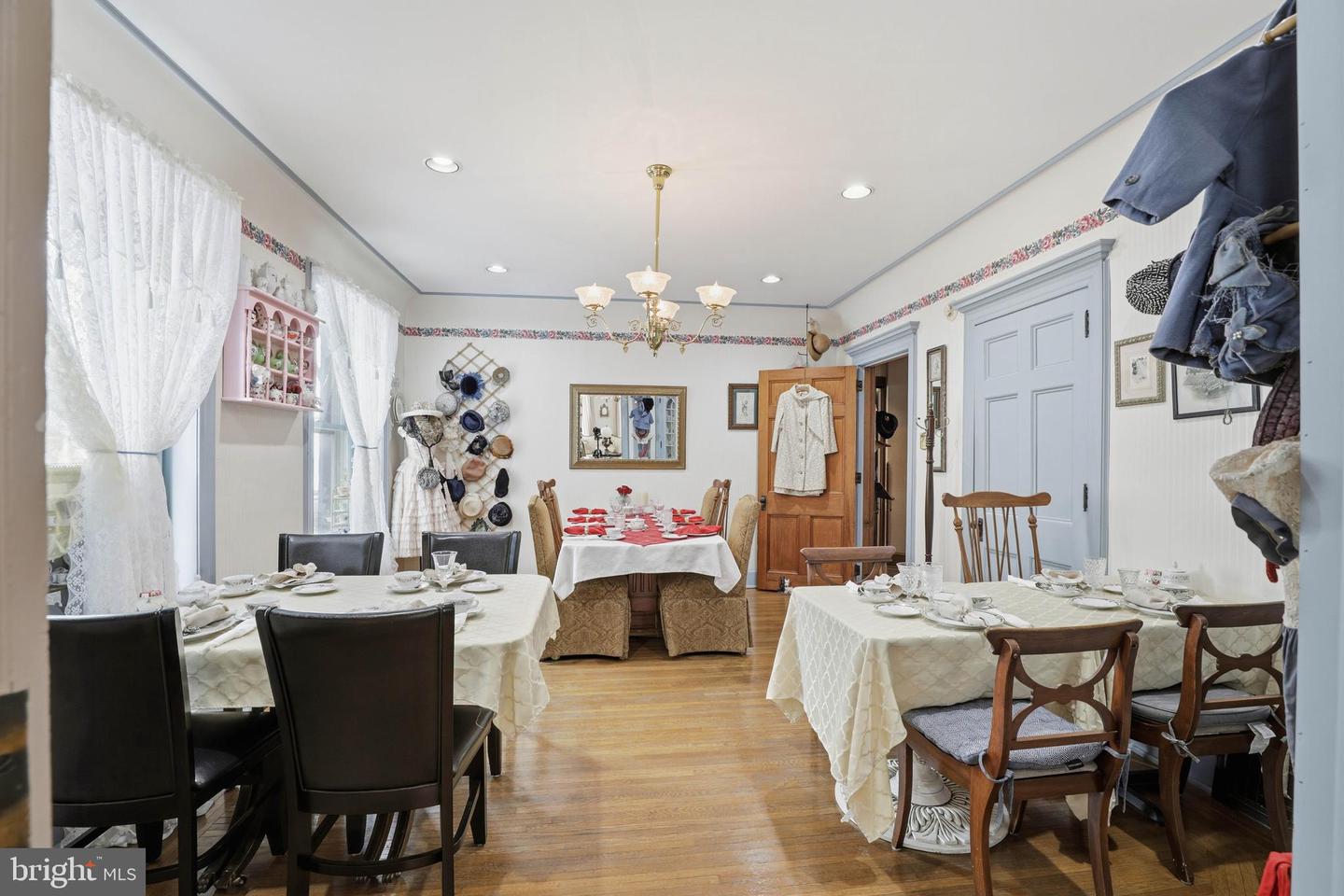 252 Frederick St Property Photo 16