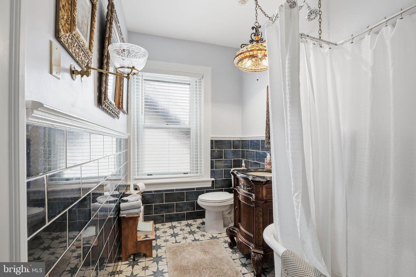 252 Frederick St Property Photo 45