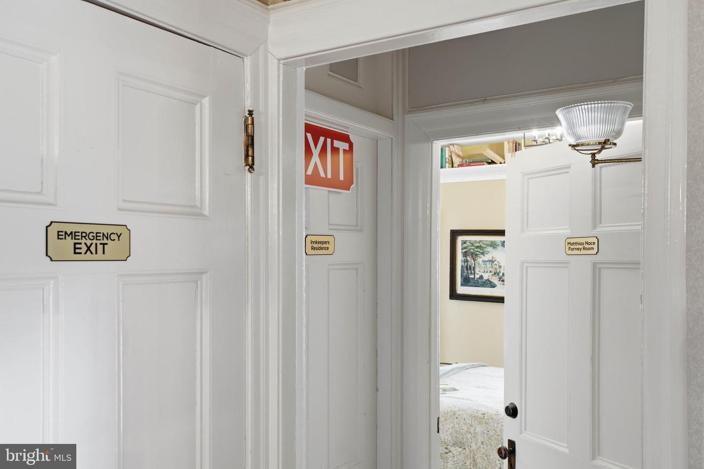 252 Frederick St Property Photo 46