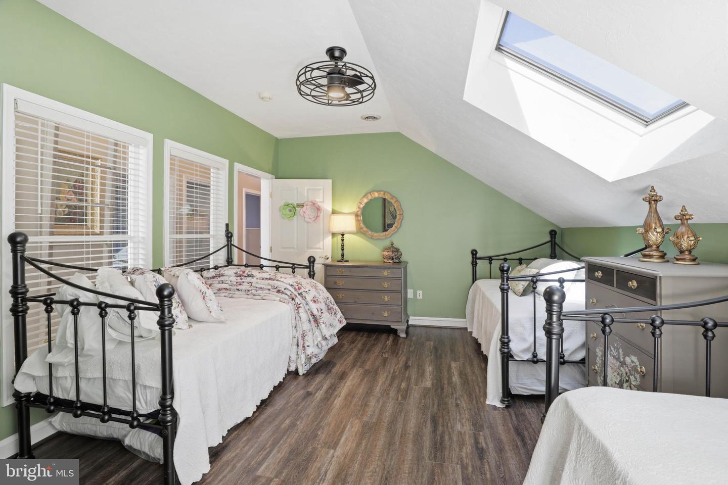 252 Frederick St Property Photo 90