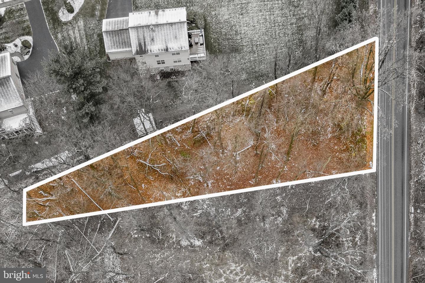 731 Locust Grove Rd Property Photo 4