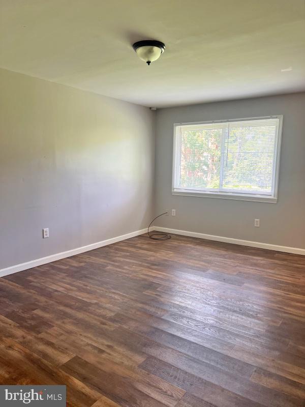 27 E Main St #d Property Photo 2