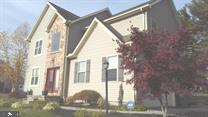 2831 Primrose Ln N Property Photo 1