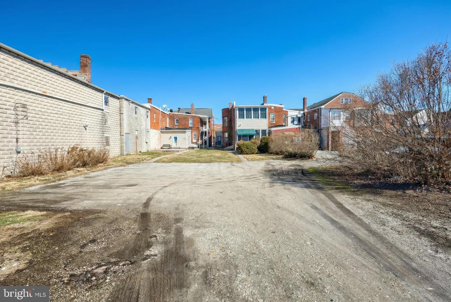 119 Baltimore St Property Photo 25