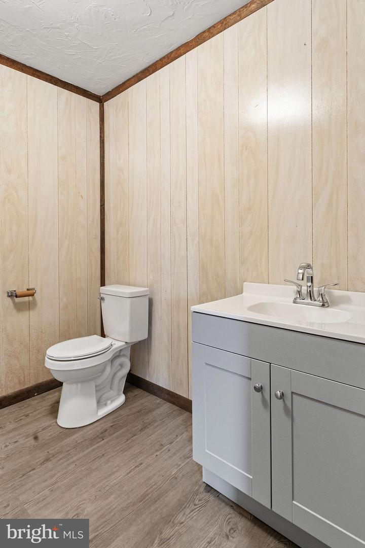 225 Bragg Cir Property Photo 24