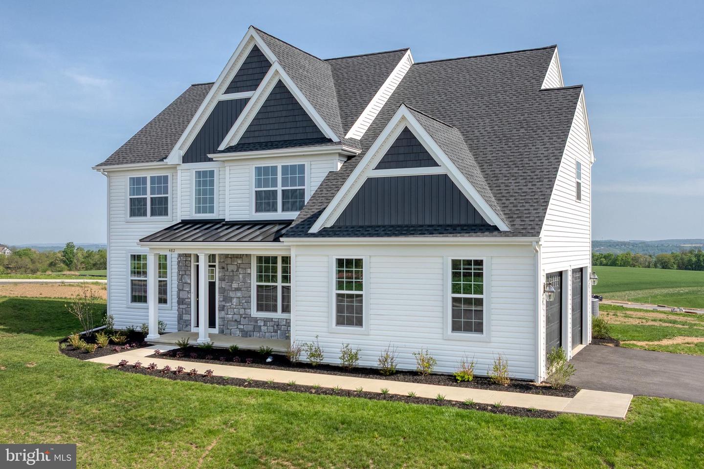 502 Winding Way #windsor Model Property Photo 2