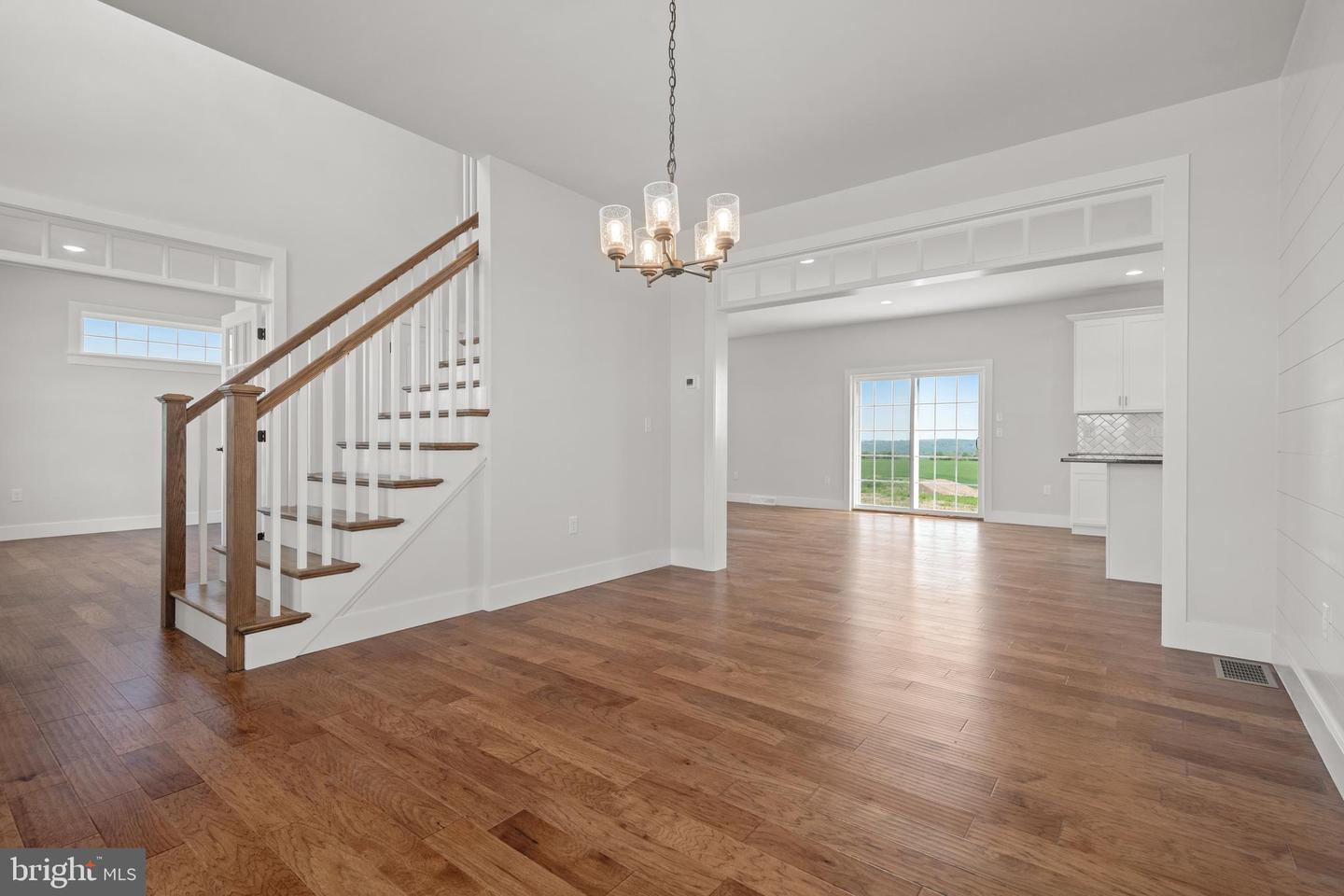 502 Winding Way #windsor Model Property Photo 12