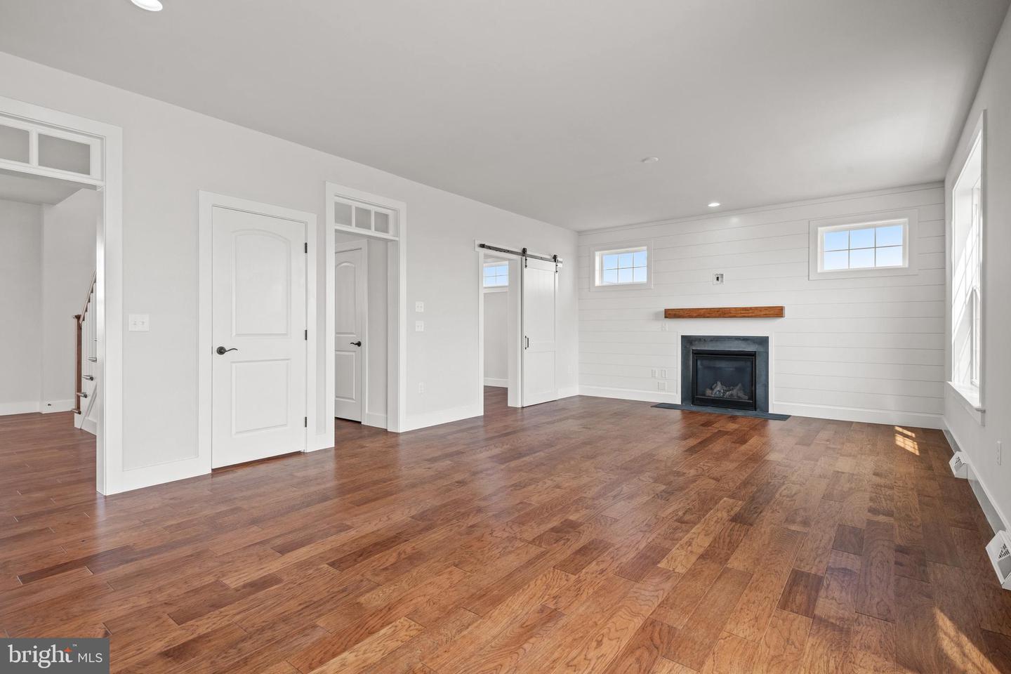 502 Winding Way #windsor Model Property Photo 18