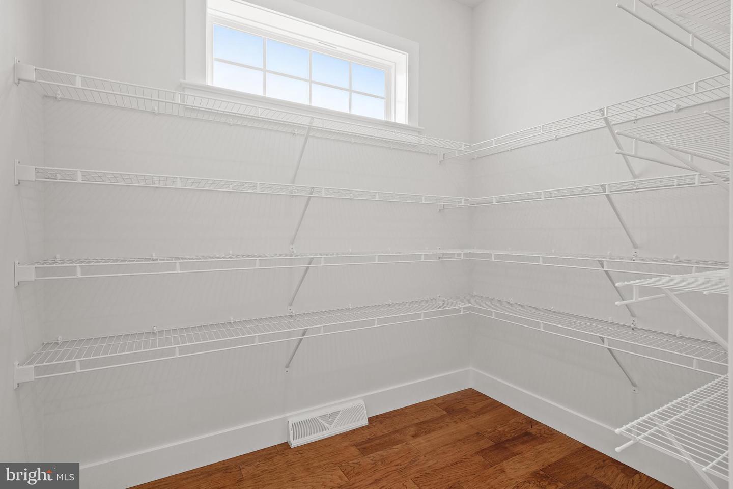 502 Winding Way #windsor Model Property Photo 22