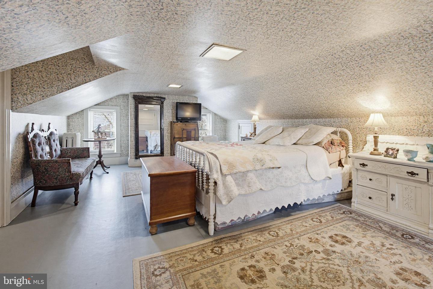 223 Broadway Property Photo 45