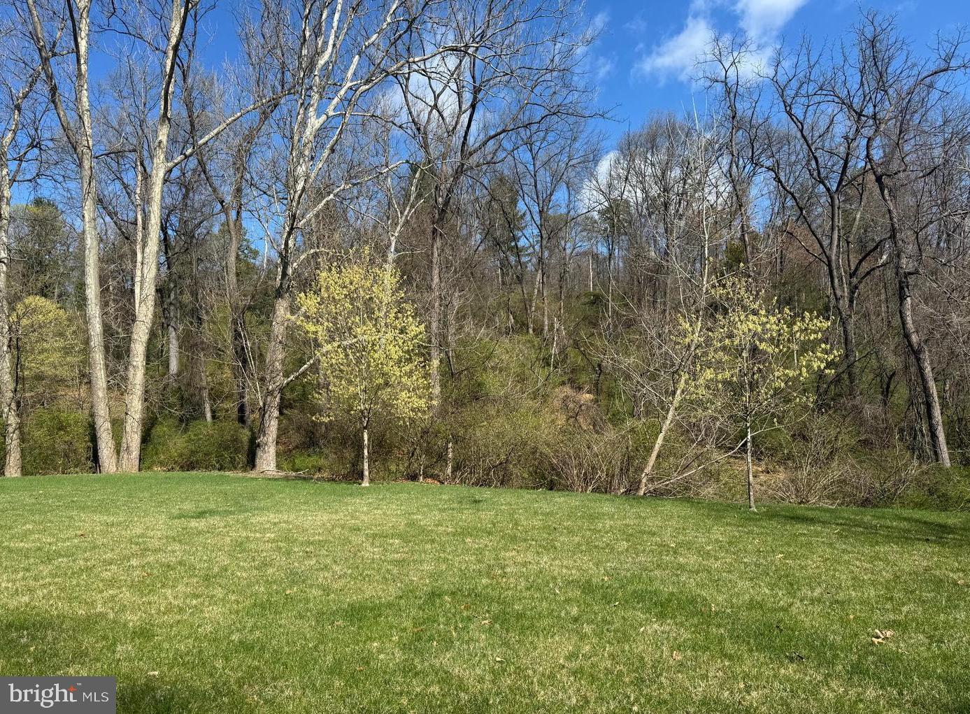471 Shady Dell Rd Property Photo 1