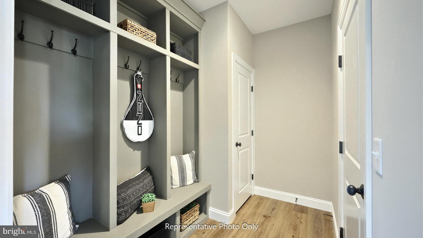 113 Washington Xing Property Photo 7