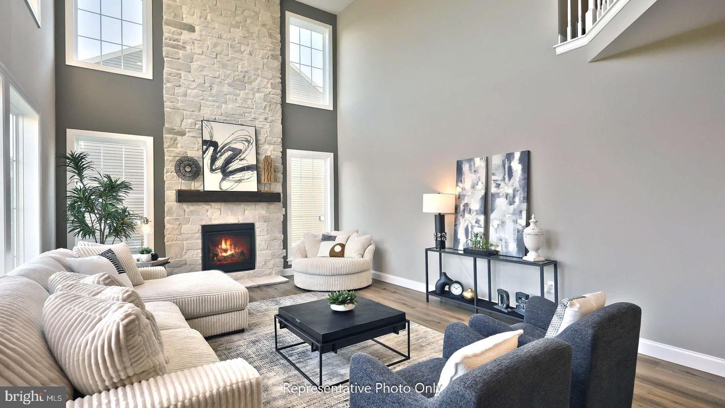 113 Washington Xing Property Photo 10