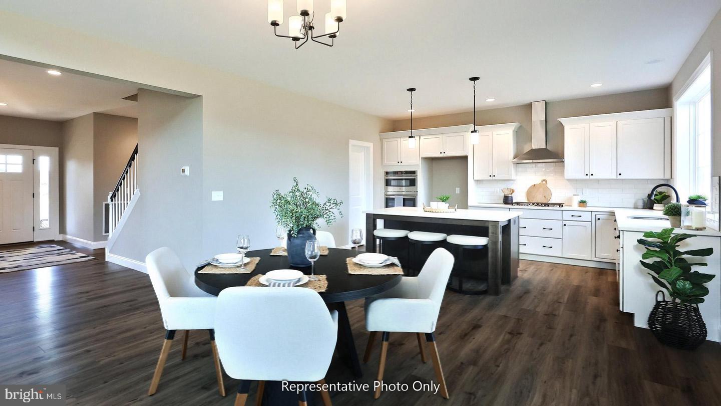 113 Washington Xing Property Photo 11