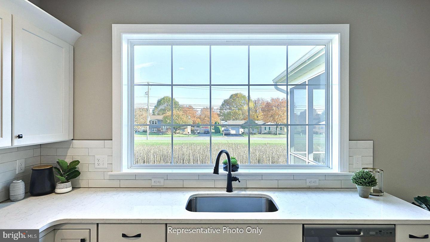 113 Washington Xing Property Photo 15