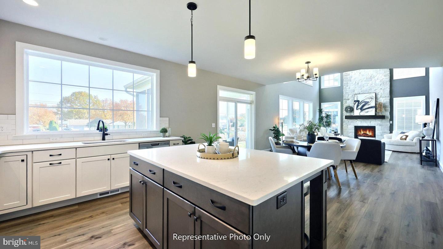 113 Washington Xing Property Photo 17