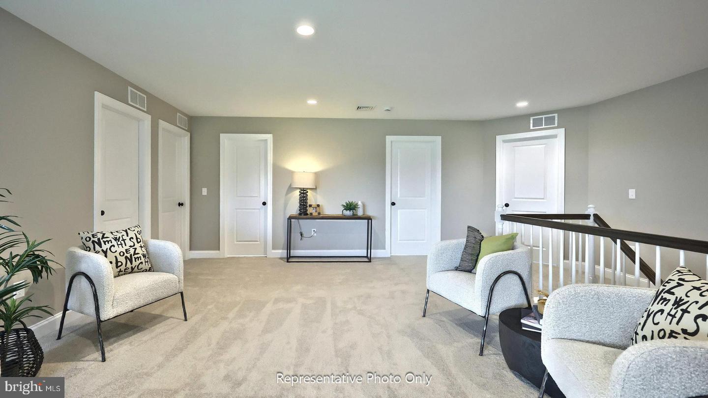 113 Washington Xing Property Photo 21