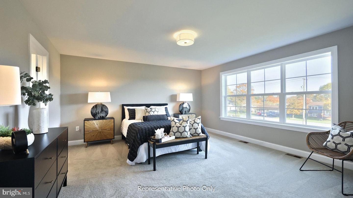 113 Washington Xing Property Photo 23