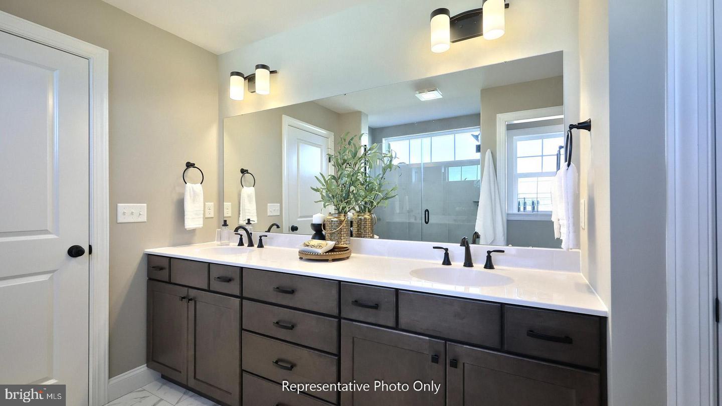 113 Washington Xing Property Photo 27