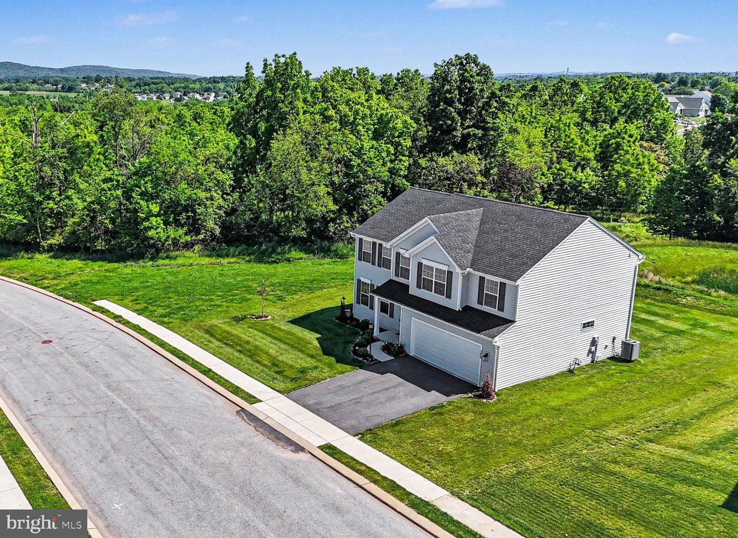 3660 Pebble Run Dr Property Photo 1