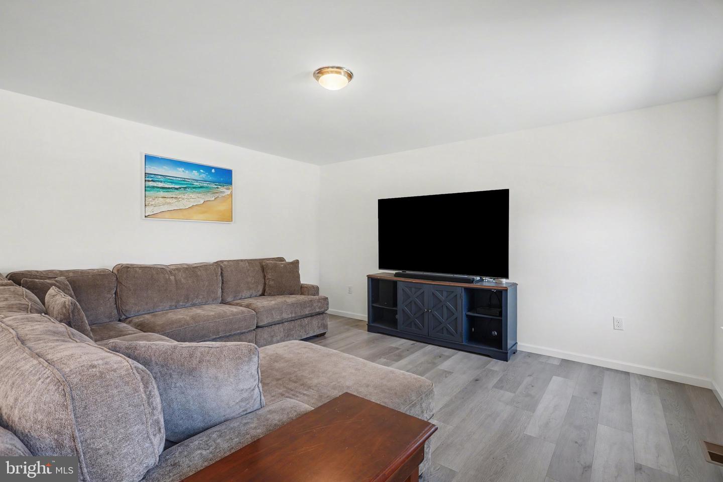 3660 Pebble Run Dr Property Photo 12
