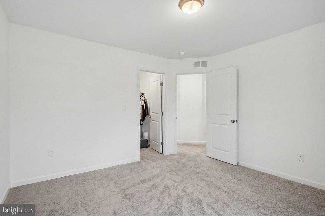 3660 Pebble Run Dr Property Photo 23