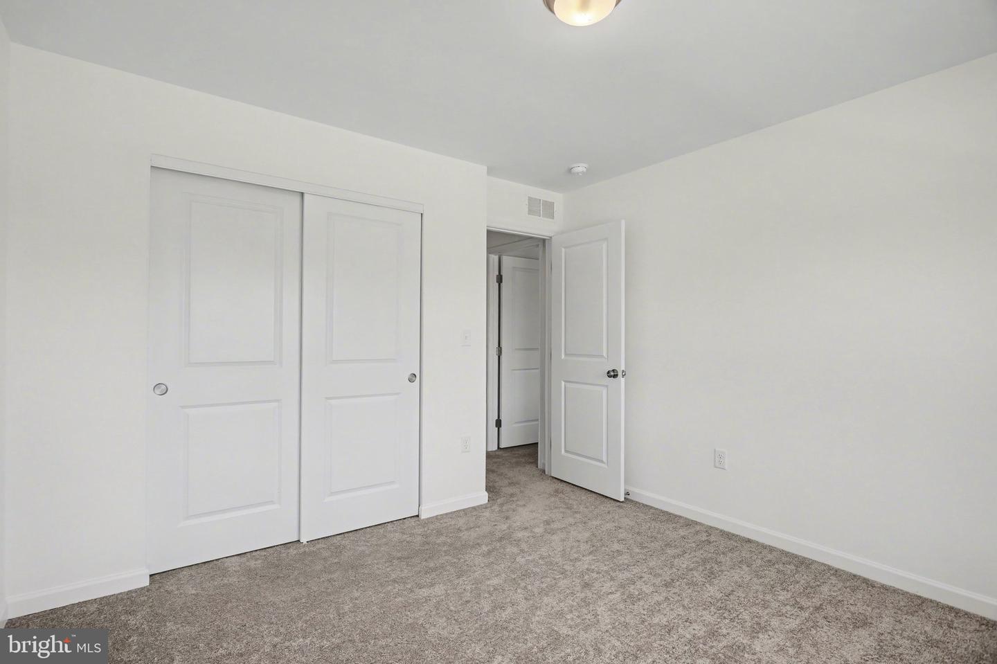 3660 Pebble Run Dr Property Photo 28