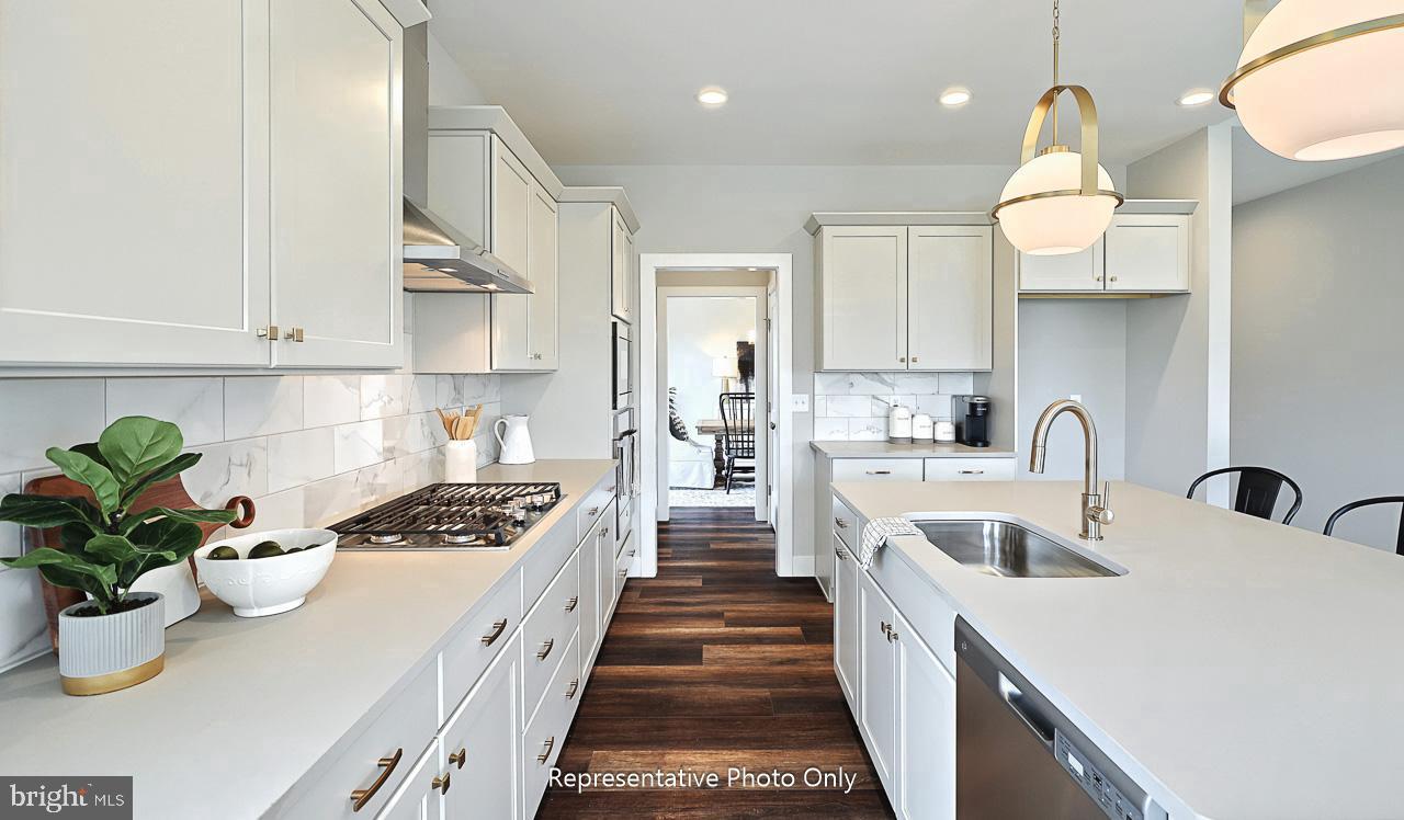 116 Washington Xing Property Photo 8