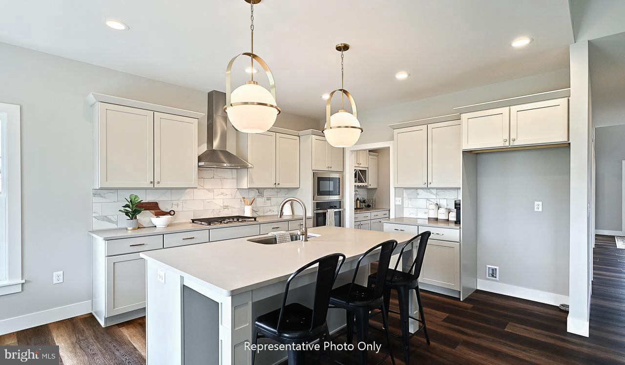 116 Washington Xing Property Photo 10