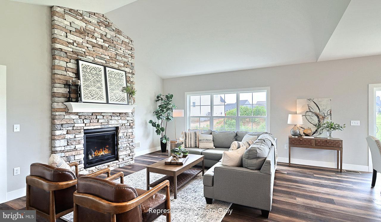 116 Washington Xing Property Photo 13