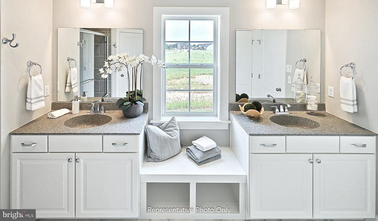 116 Washington Xing Property Photo 19