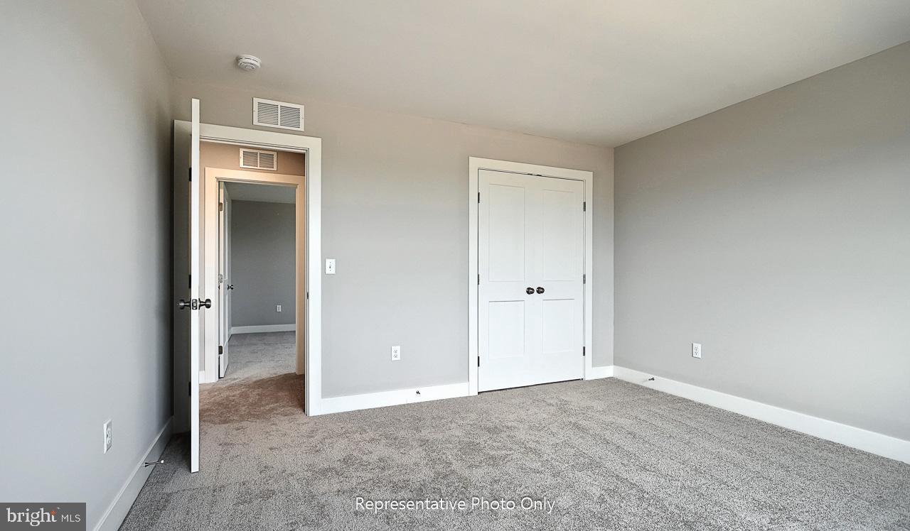 116 Washington Xing Property Photo 28