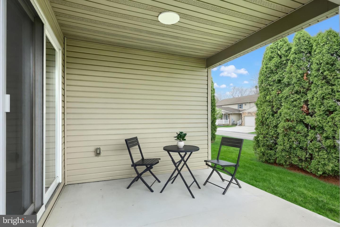 413 Springbrook Ct Property Photo 13
