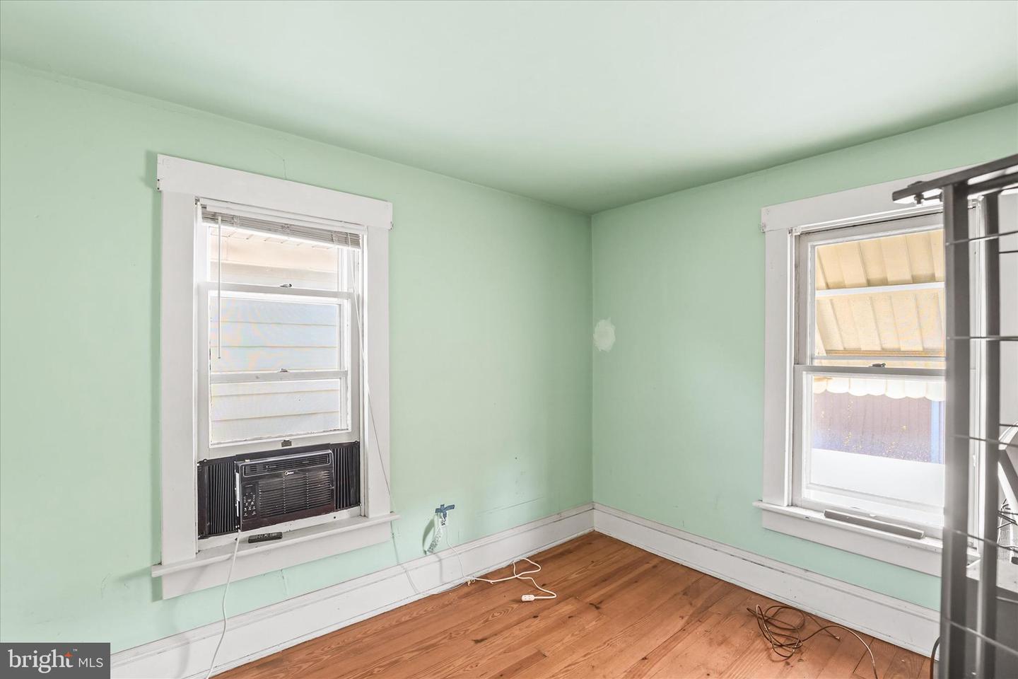 4 S Penn St Property Photo 17