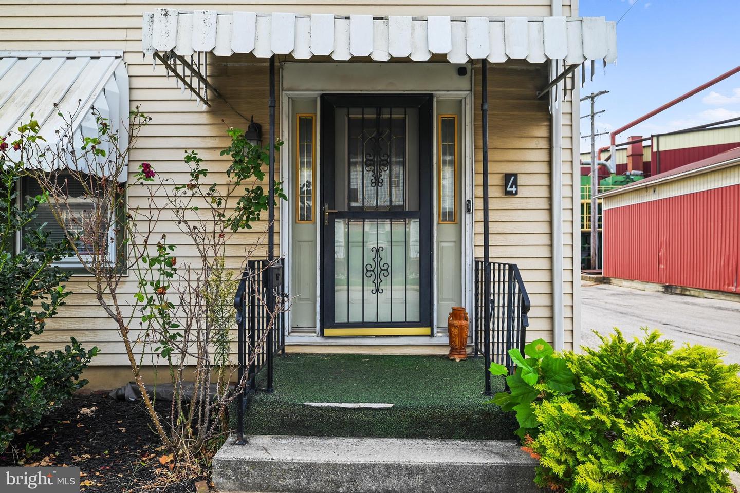4 S Penn St Property Photo 31