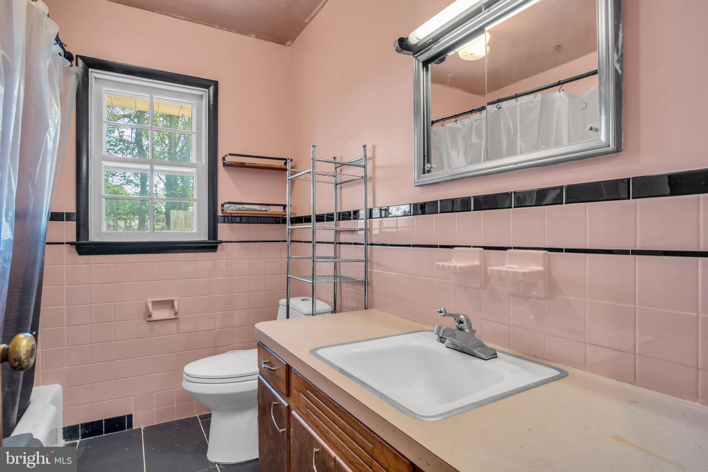 268 N Biesecker Rd Property Photo 16