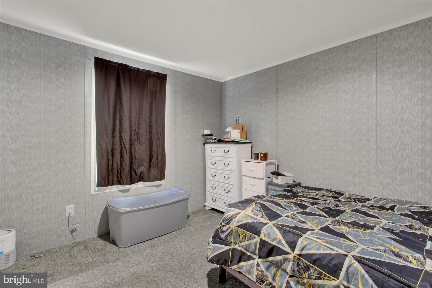 12 Mobile Dr Property Photo 5