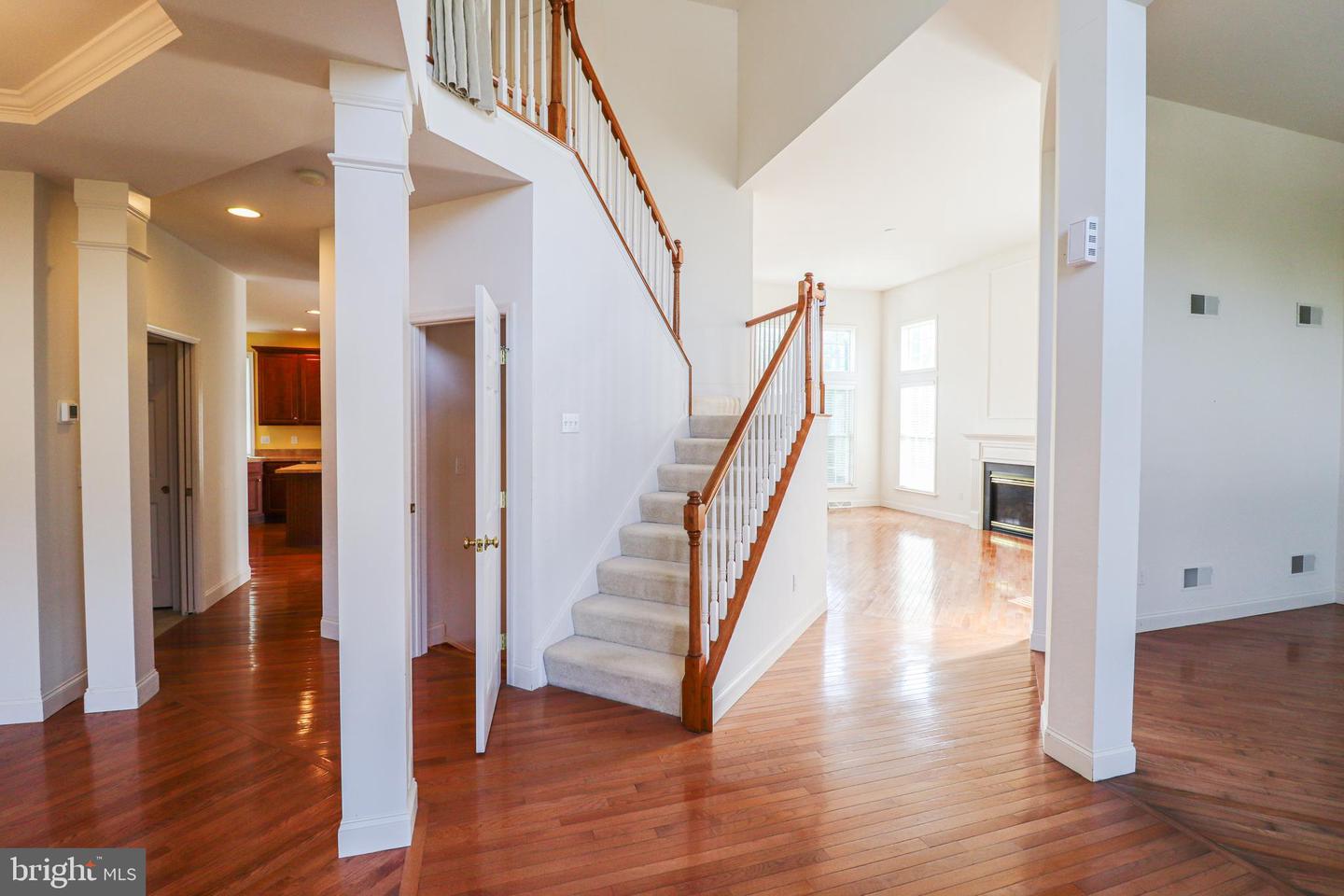 2730 Woodspring Dr Property Photo 5