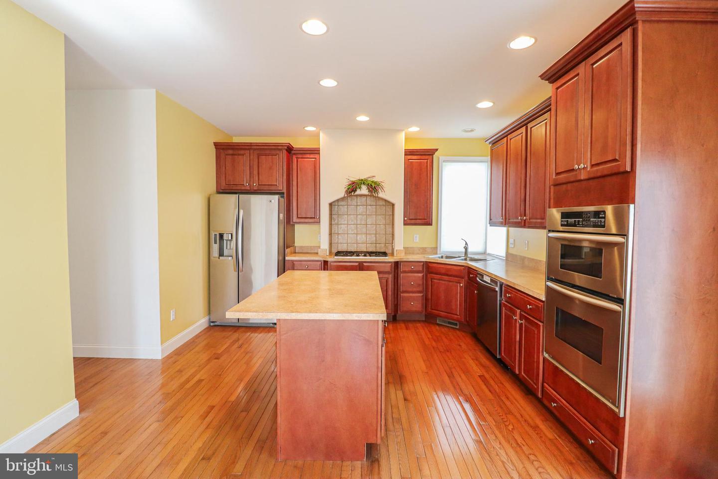 2730 Woodspring Dr Property Photo 23