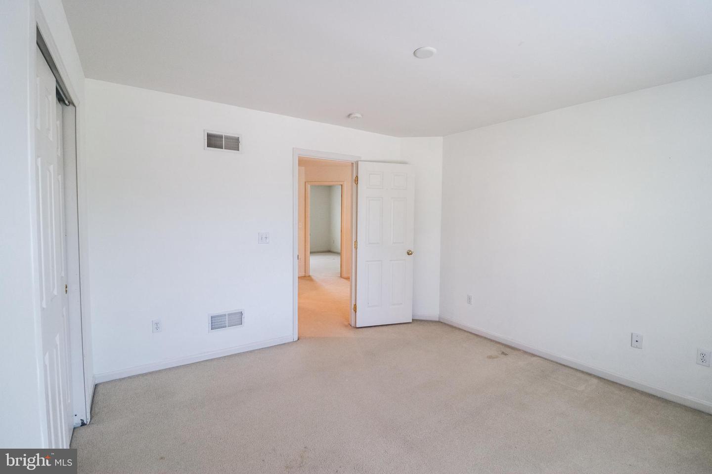 2730 Woodspring Dr Property Photo 37